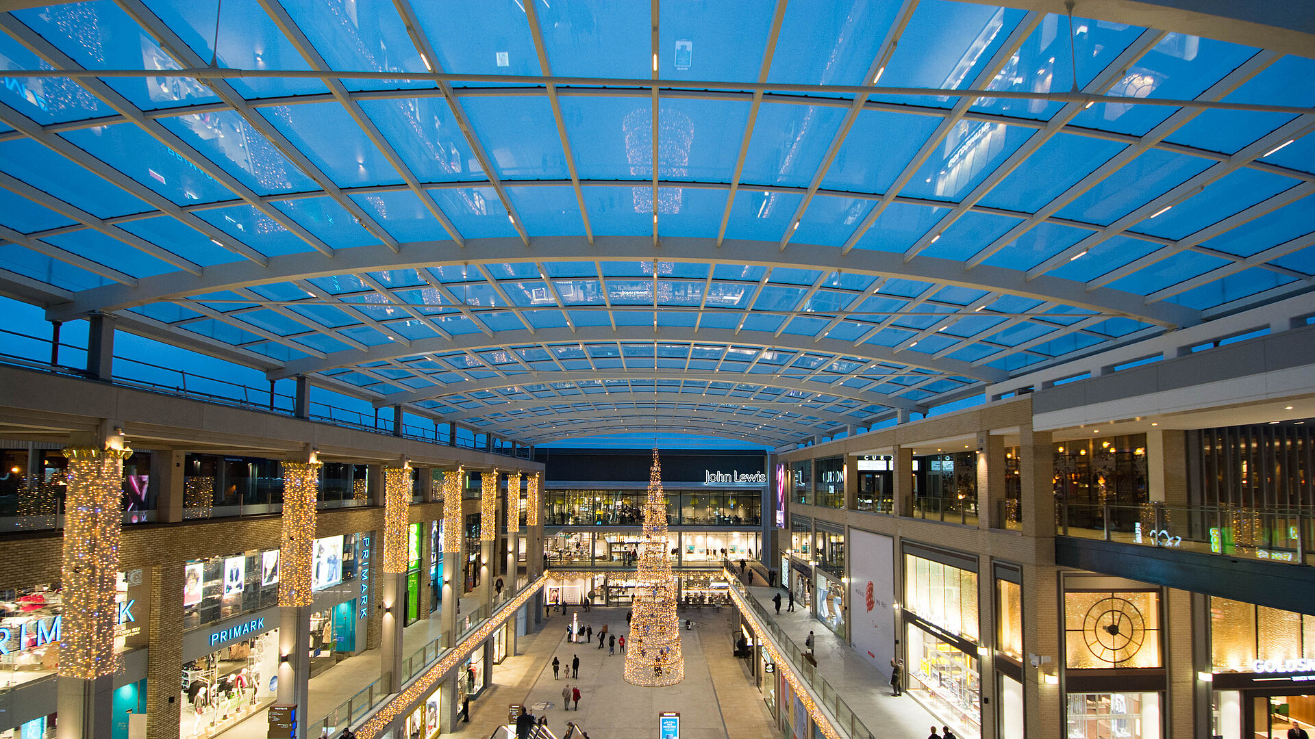 Westgate Shopping Centre - quatre toits, une solution